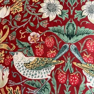 King duvet William Morris At Home & 2 Pine Cone Hill king pillowcases